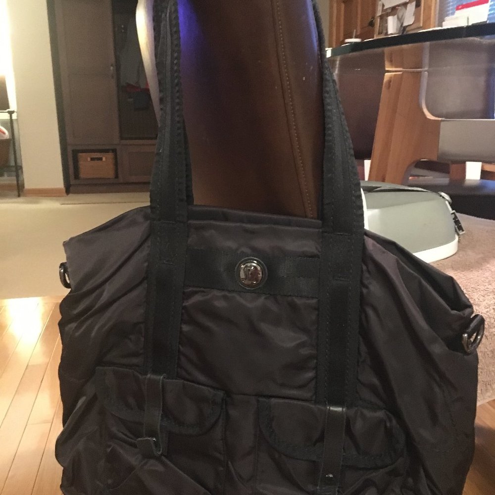 Lululemon Gym Bag/New, no tags, never used